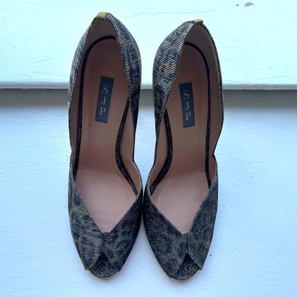 SJP worn once!
